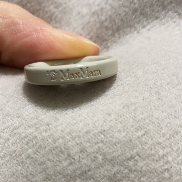 MaxMara coat - Picture 3 of 12